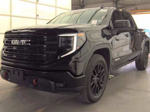 Used 2024 GMC Sierra 1500 Elevation w/ LPO, Elevation Black Package RWD image 2
