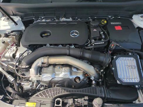 New 2026 Mercedes-Benz GLB 250 image 16