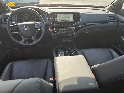 Used 2025 Honda Ridgeline Black Edition image 25