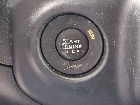 Used 2021 Jeep Wrangler Unlimited Sport AWD/4WD image 25