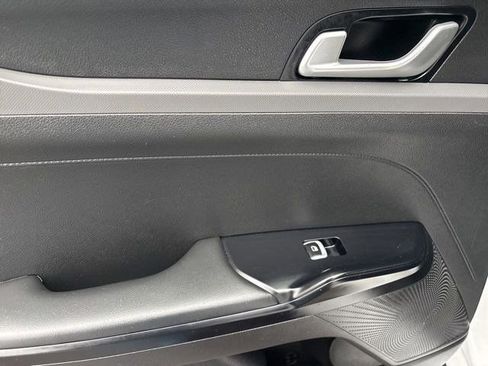 Used 2021 Kia K5 LXS image 32