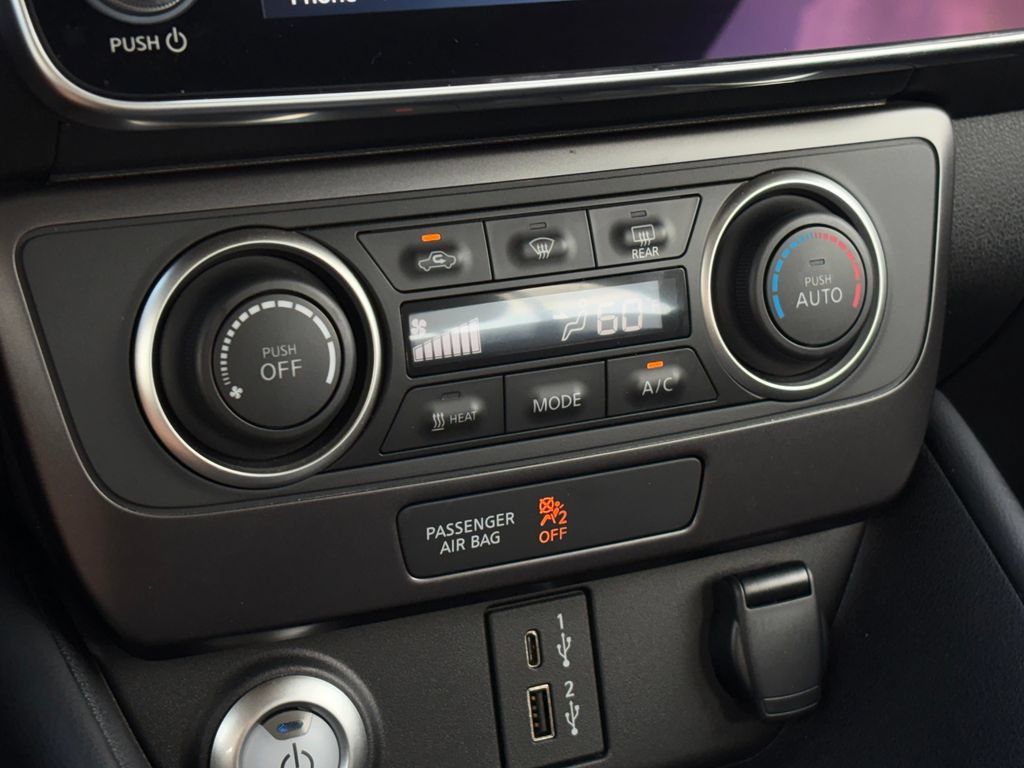 Used 2025 Nissan Leaf S w/ Protection Package FWD image 19
