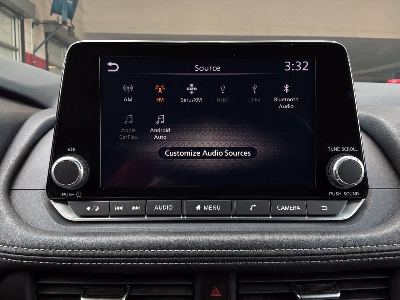 Used 2025 Nissan Rogue SV FWD image 33