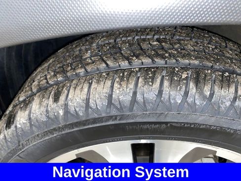 Certified 2022 Subaru Ascent Touring AWD/4WD image 15