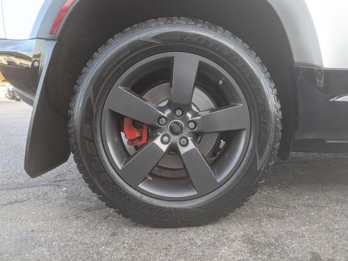 Used 2020 Land Rover Defender 110 X image 57