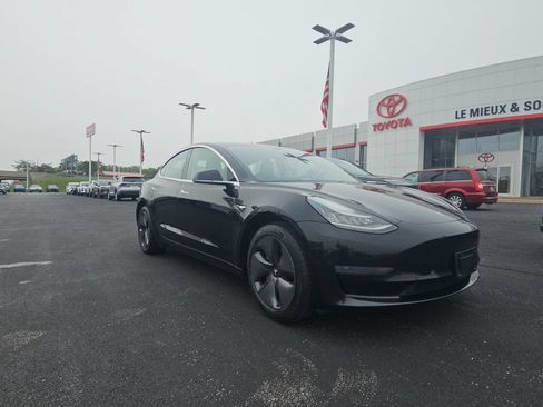 Used 2019 Tesla Model 3 RWD image 1