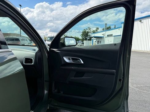 Used 2015 Chevrolet Equinox LT w/ Driver Convenience Package AWD/4WD image 18