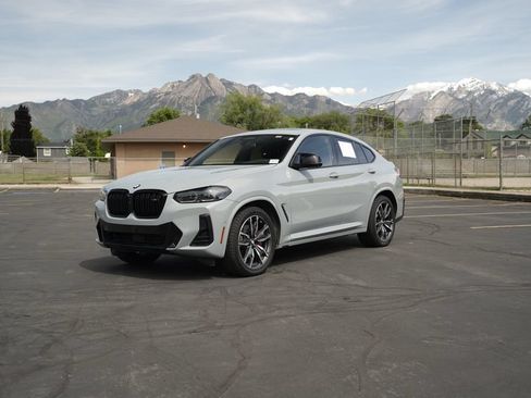 Used 2023 BMW X4 M40i AWD/4WD image 5
