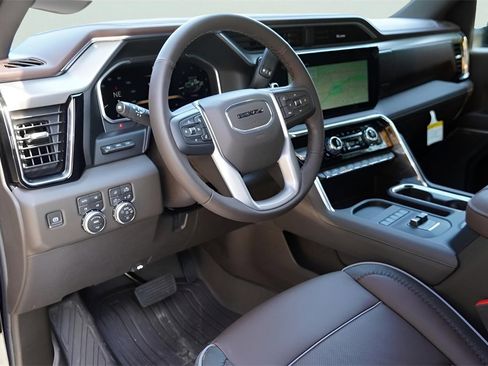 New 2026 GMC Sierra 2500 Denali w/ Denali Reserve Package image 7
