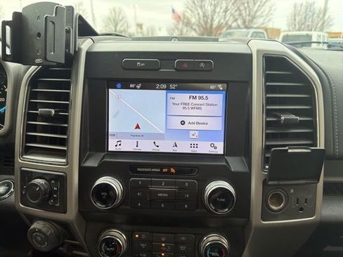 Used 2019 Ford F150 Lariat w/ Equipment Group 502A Luxury image 30