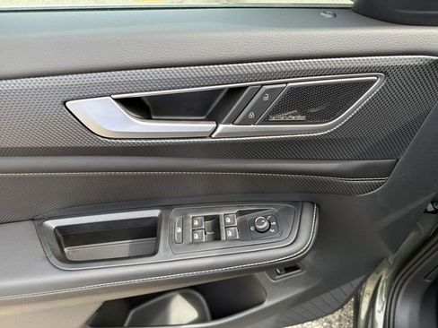 New 2026 Volkswagen Atlas Cross Sport SEL Premium R-Line AWD/4WD image 14