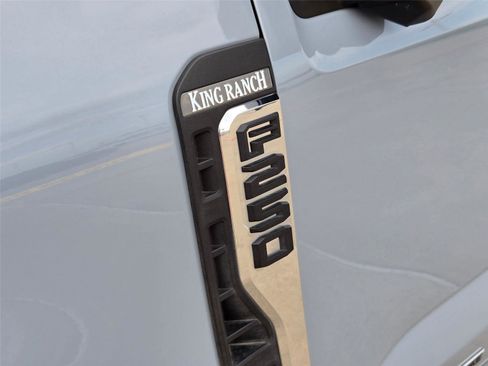 Used 2024 Ford F250 King Ranch w/ Chrome Package image 10
