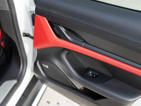 Used 2020 Porsche Taycan 4S image 44