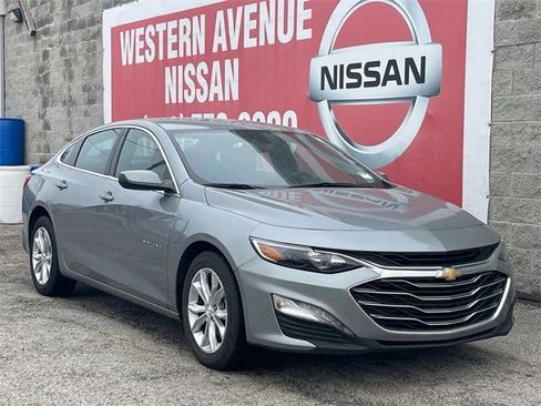 Used 2024 Chevrolet Malibu LT image 2