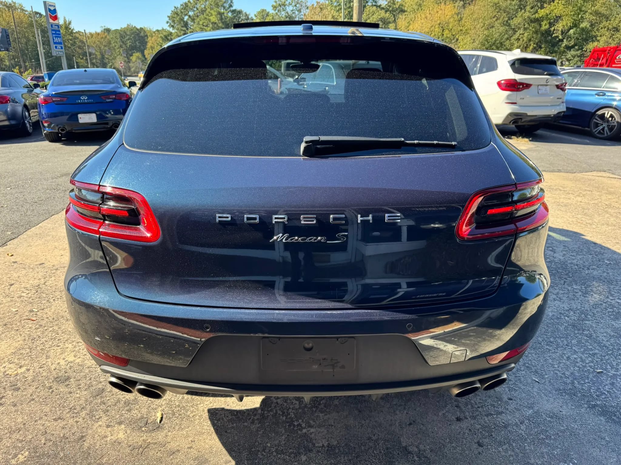 Used 2016 Porsche Macan S w/ Infotainment Package AWD/4WD image 7