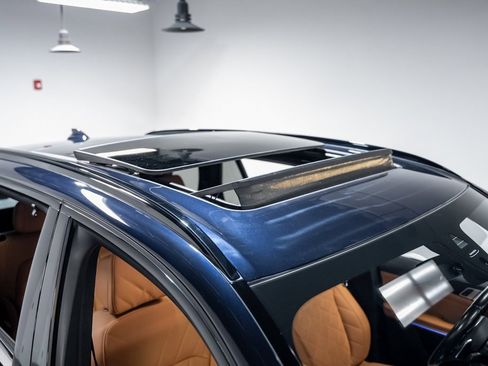 Used 2023 BMW X5 M50i w/ Executive Package image 61