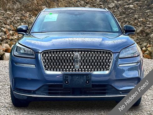 Used 2022 Lincoln Corsair AWD w/ Premium Package image 3