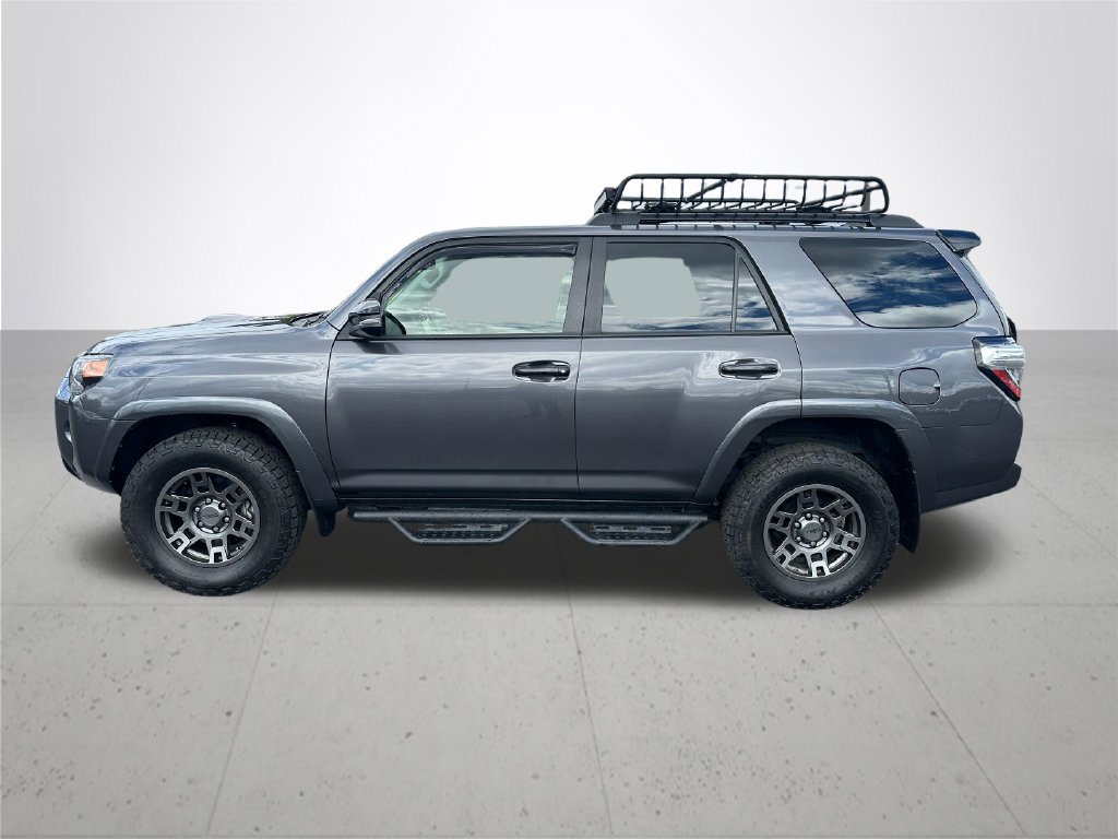 Used 2020 Toyota 4Runner Venture w/ Moonroof Package AWD/4WD image 10
