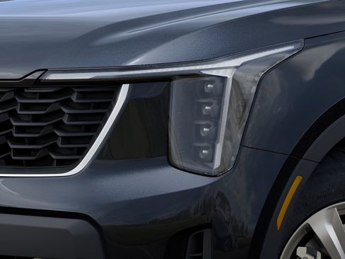 New 2026 Kia Sorento LX FWD image 10