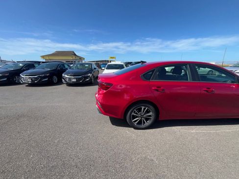 Used 2024 Kia Forte LXS FWD image 16