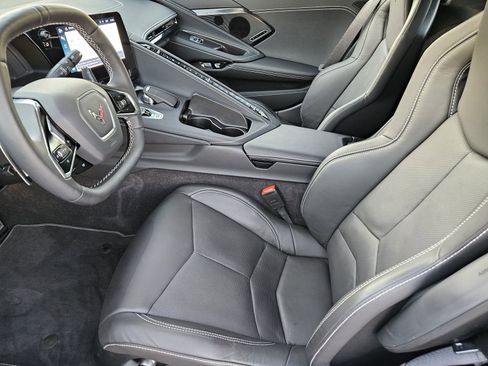 Used 2024 Chevrolet Corvette Stingray Preferred Cpe w/ Stealth Interior Trim Package image 20