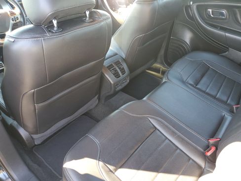Used 2015 Ford Taurus SHO w/ Equipment Group 401A AWD/4WD image 9