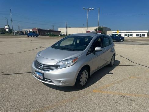 Used 2014 Nissan Versa Note SV FWD image 2