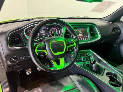 Used 2015 Dodge Challenger R/T Plus image 13