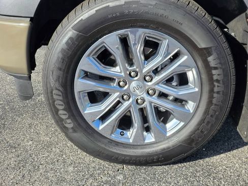 Used 2025 Ford F150 King Ranch AWD/4WD image 6
