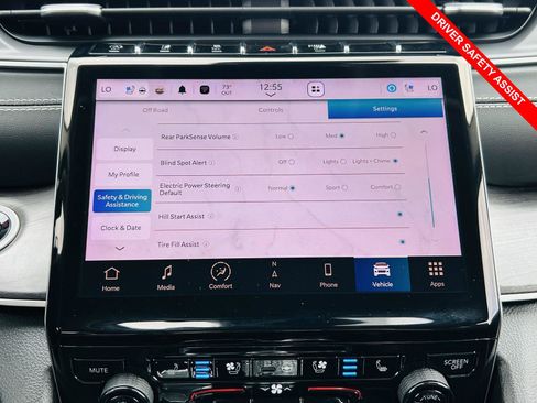 Used 2023 Jeep Grand Cherokee L Limited w/ Luxury Tech Group II image 11