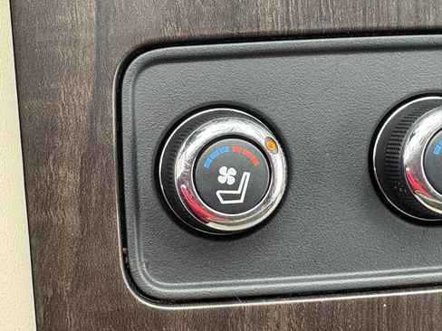 Used 2019 Nissan Murano Platinum w/ Cargo Package FWD image 25