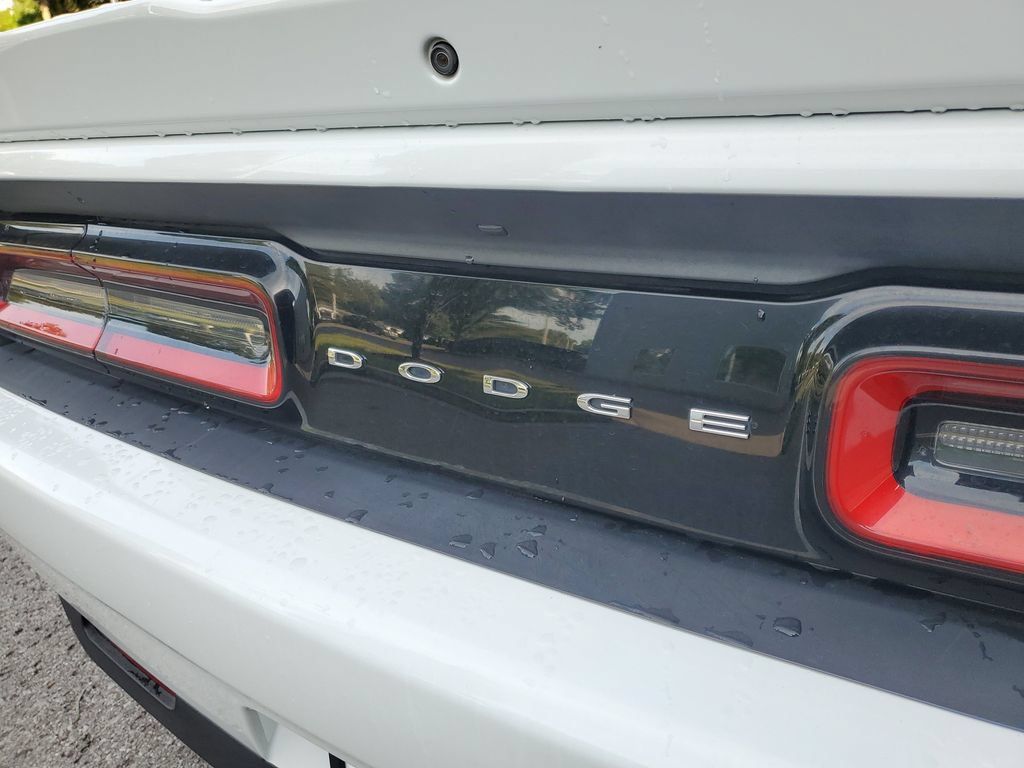 Used 2021 Dodge Challenger GT RWD image 6