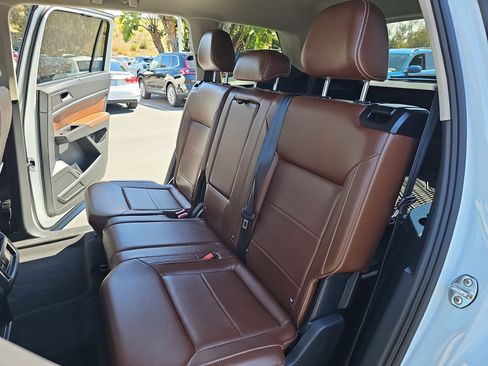 Used 2022 Volkswagen Atlas SE AWD/4WD image 15