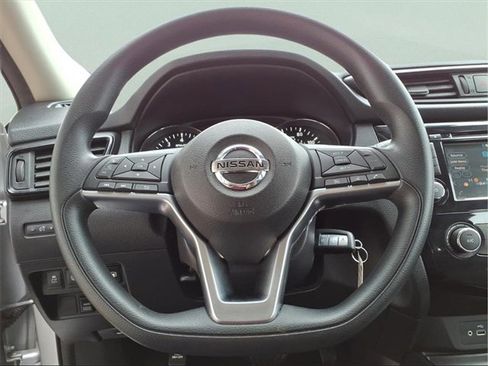 Used 2019 Nissan Rogue S image 16