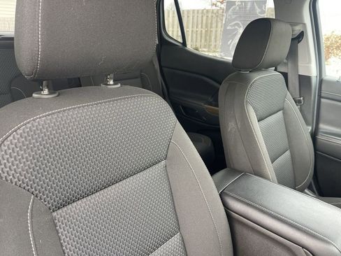 Used 2023 GMC Acadia SLE w/ Driver Convenience Package image 42