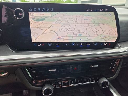 New 2026 Chevrolet Suburban RST AWD/4WD image 18