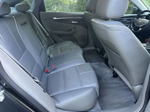 Used 2015 Chevrolet Impala LTZ image 16