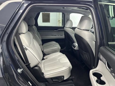 Used 2024 Hyundai Palisade SEL w/ Premium Package AWD/4WD image 17