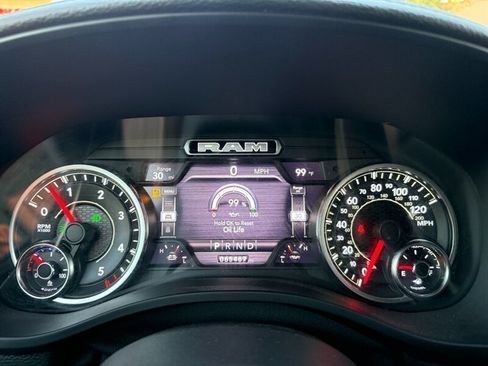 Used 2021 RAM 1500 Laramie AWD/4WD image 39