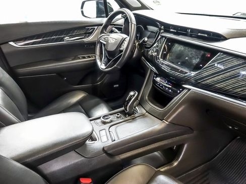 Certified 2024 Cadillac XT6 Premium Luxury w/ LPO, Floor Liner Package image 36