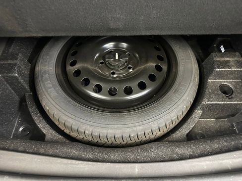 Certified 2023 Buick Envision Avenir image 30