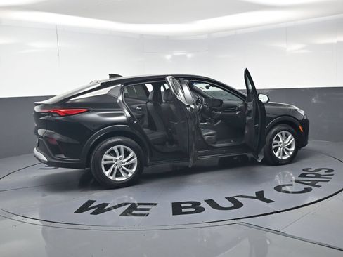 Used 2025 Buick Envista Preferred w/ Convenience I Package FWD image 25