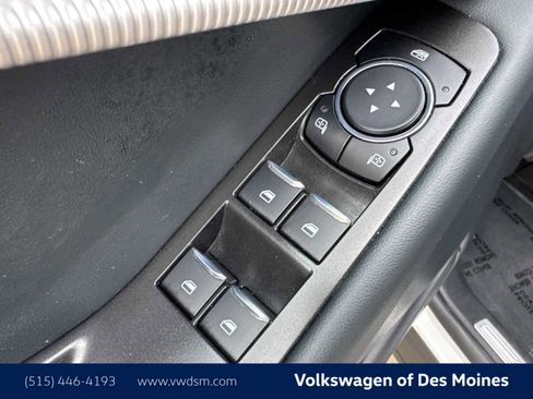 Used 2025 Ford Explorer ST-Line w/ ST-Line Street Pack image 23