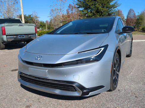 New 2026 Toyota Prius Plug-In Hybrid FWD image 2