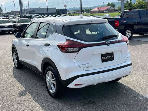 Used 2023 Nissan Kicks S FWD image 28
