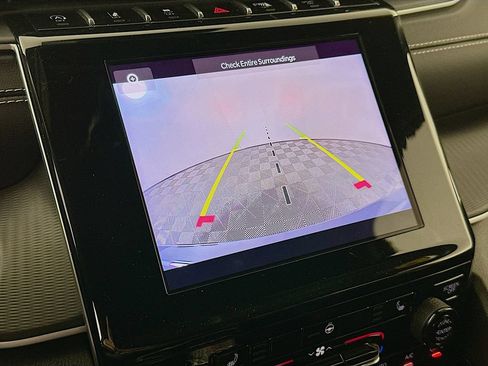 Certified 2023 Jeep Grand Cherokee Altitude AWD/4WD image 22