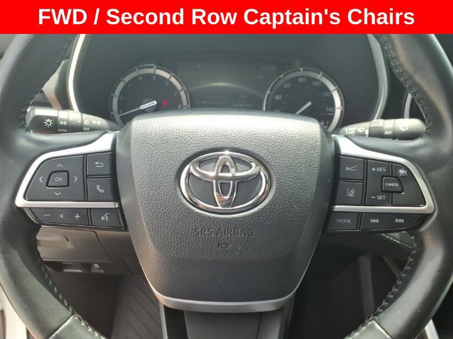 Used 2022 Toyota Highlander XLE FWD image 20