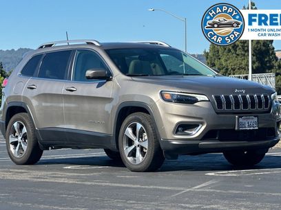 Used 2019 Jeep Cherokee Limited w/ Luxury Group