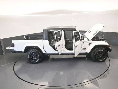 New 2026 Jeep Gladiator Willys image 63
