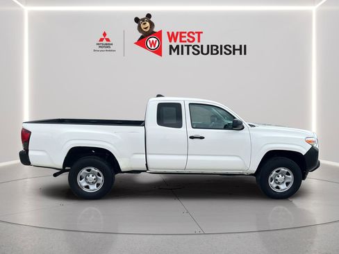 Used 2021 Toyota Tacoma SR RWD image 6